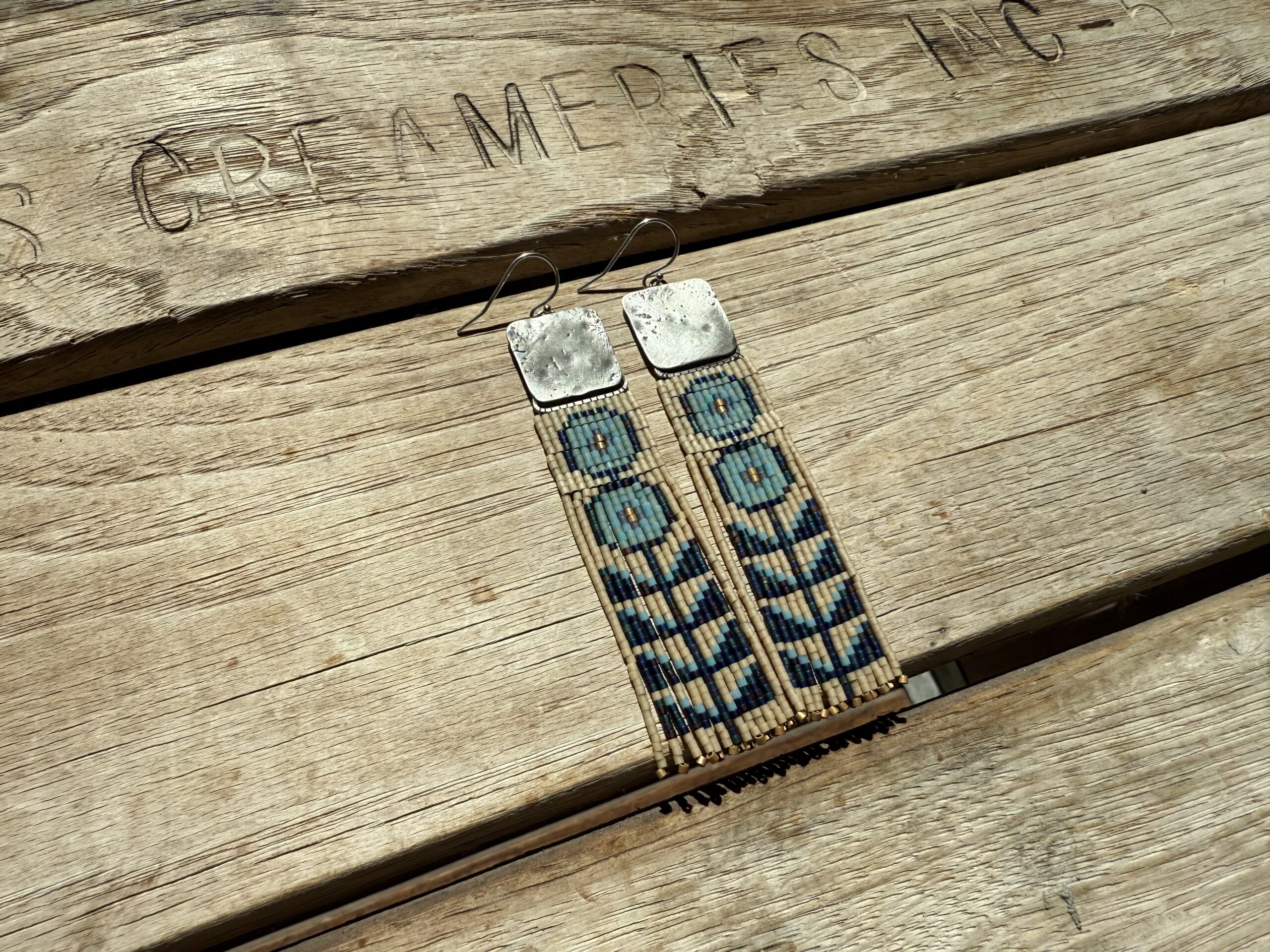 Silver Folk Flower in Sky Blue - Image 2